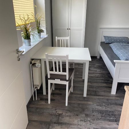 Modernes 21 M² Apartment Ruhig, Modern, Zentral Jever Eksteriør billede